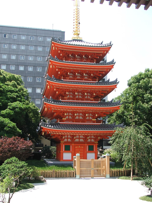 http://gokusho.info/blog/archives/masha/2011/06/29/tochojivisit-08.jpg