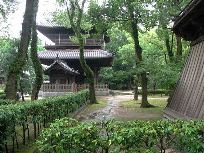 http://gokusho.info/blog/archives/masha/2011/06/30/6.30.vis2-10.jpg