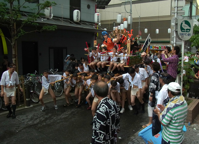 http://gokusho.info/blog/archives/masha/2011/07/04/7.04.kids-ten3.jpg