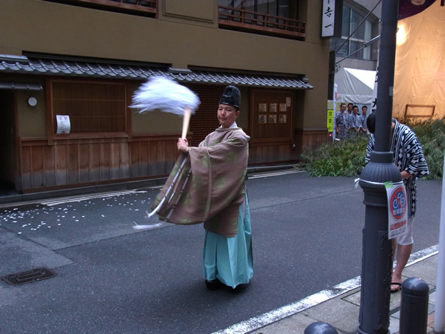 http://gokusho.info/blog/archives/masha/2011/07/11/7.11.bless-12.jpg