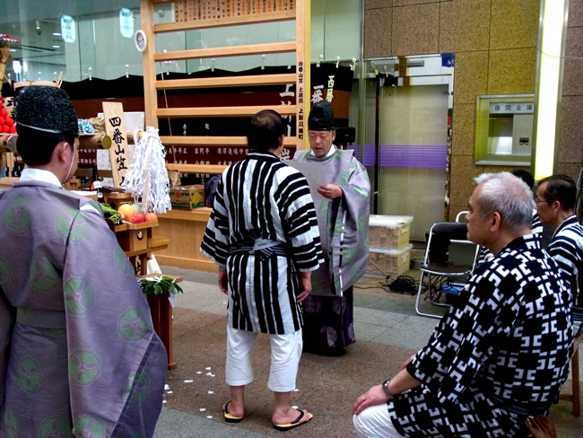 http://gokusho.info/blog/archives/masha/2011/07/11/7.11.gods-10.jpg