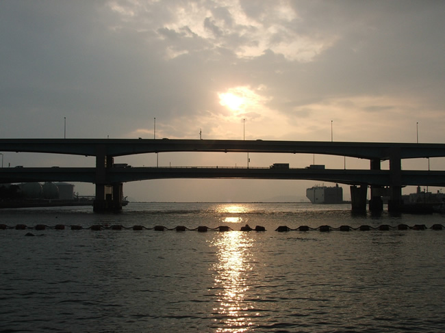 http://gokusho.info/blog/archives/masha/2011/07/12/7.11.hako20.jpg
